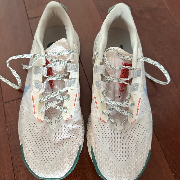 NIKE PEGASUS TRAIL - Picture 3 of 5